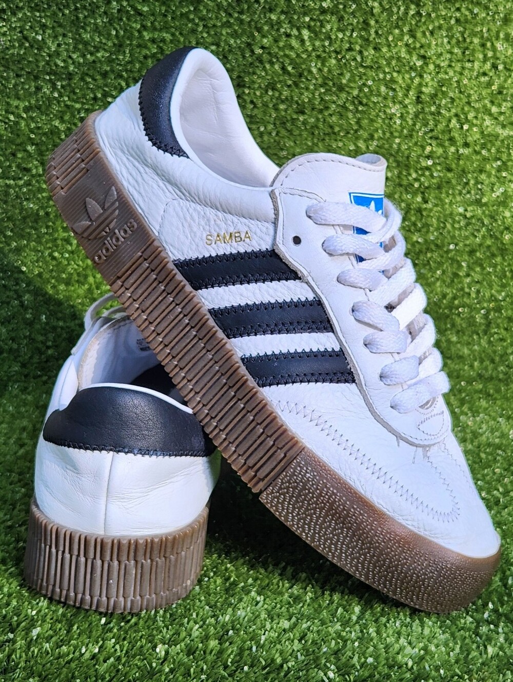 Adidas Classic Sambae Elevated Womens Size 7 Athletic Soft Leather Sneakers Shoe